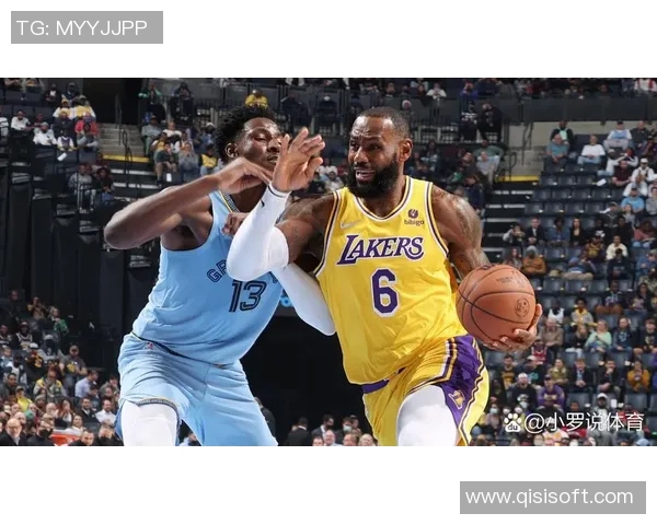 湖人对决热火激战正酣10月1日篮球盛宴引发球迷热情期待