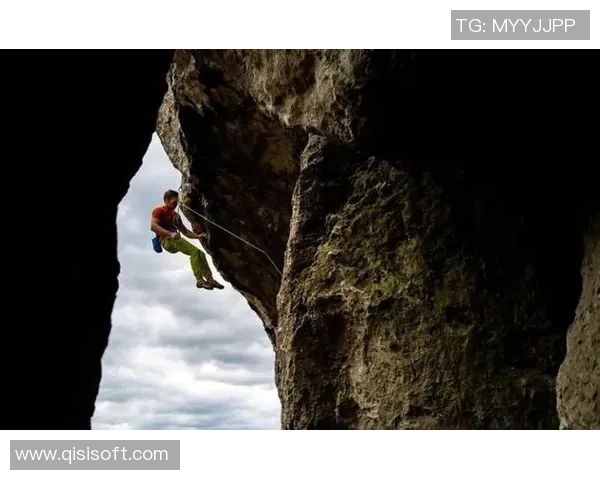 深圳攀岩队的节奏与挑战：聚焦攀岩运动的热潮与发展