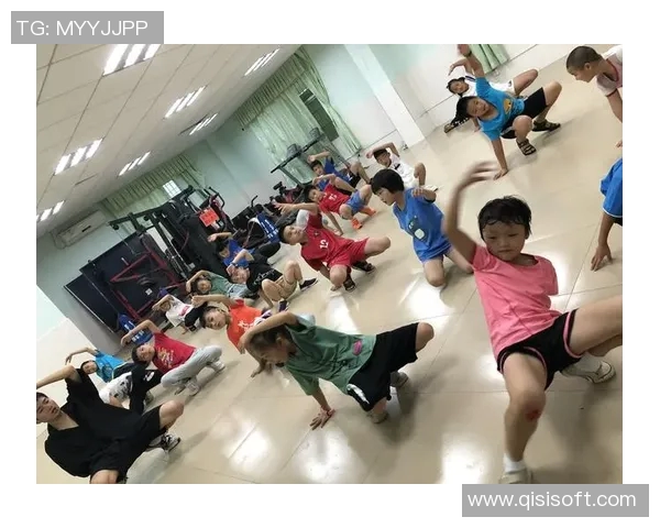 舞动人生的节奏与梦想：赵伟的街舞故事与心路历程