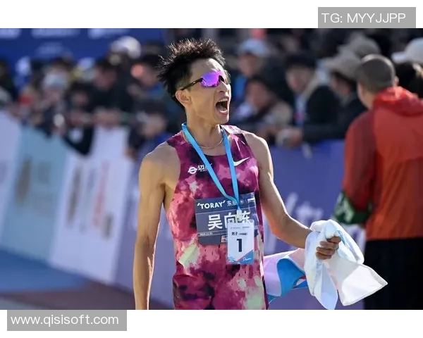 西安滑板队勇闯马拉松大满贯的奋斗与荣耀之路